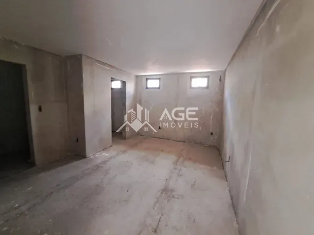 Casa com 504m² 3 quartos e 3 banheiros, à venda, no bairro Demoliner em Erechim