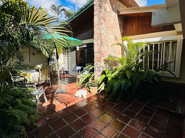 Casa com 420m² 5 quartos e 4 banheiros, à venda, no bairro Granja Julieta em São Paulo