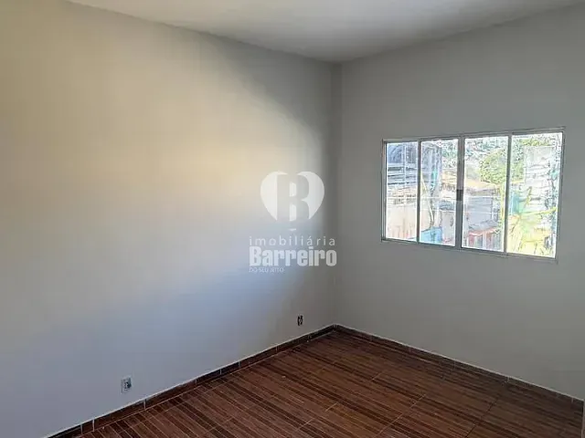 Casa 3 quartos e 1 banheiro, para alugar, no bairro Conjunto Habitacional Vale do Jatobá (Barreiro) em Belo Horizonte