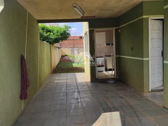 Casa com 360m² 2 quartos e 1 banheiro, à venda, no bairro Chapada em Ponta Grossa