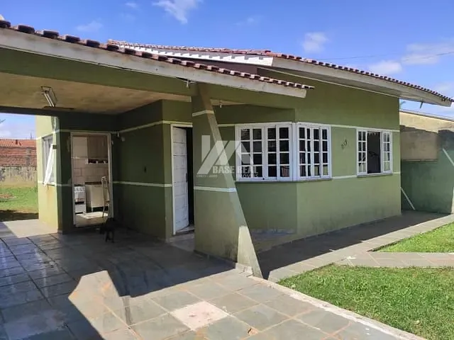 Casa com 360m² 2 quartos e 1 banheiro, à venda, no bairro Chapada em Ponta Grossa