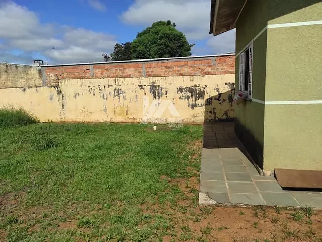 Casa com 360m² 2 quartos e 1 banheiro, à venda, no bairro Chapada em Ponta Grossa
