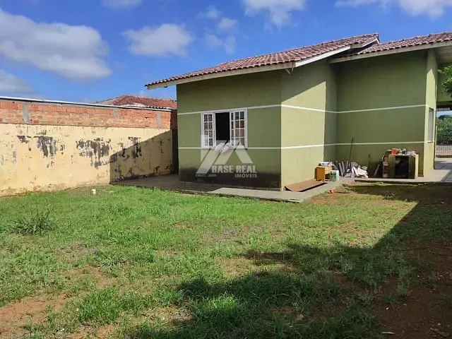 Casa com 360m² 2 quartos e 1 banheiro, à venda, no bairro Chapada em Ponta Grossa
