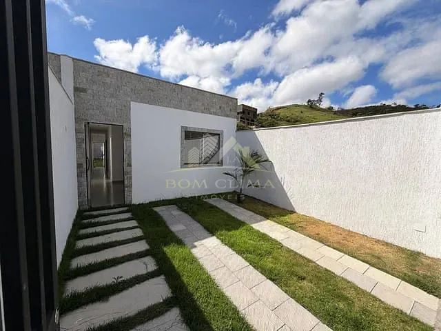 Casa 2 quartos e 1 banheiro, à venda, no bairro GRAMA em Juiz de Fora