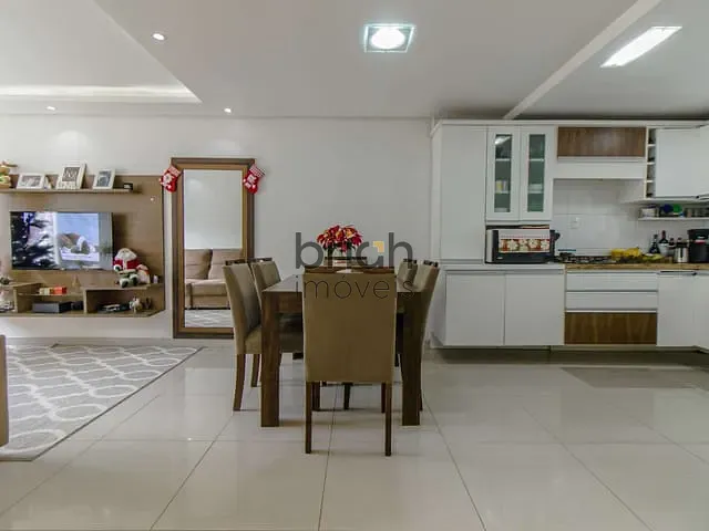 Casa 3 quartos e 3 banheiros, à venda, no bairro Rondônia em Novo Hamburgo