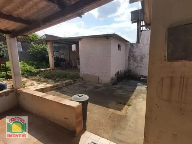 Casa com 403m² 4 quartos e 3 banheiros, à venda, no bairro Village Jardim Anápolis em Anápolis