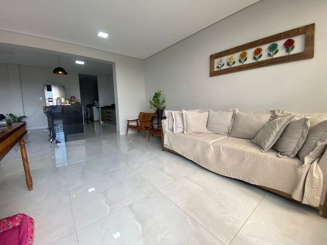 Casa com 150m² 3 quartos e 2 banheiros, à venda ou para alugar, no bairro Grã-Duquesa em Governador Valadares