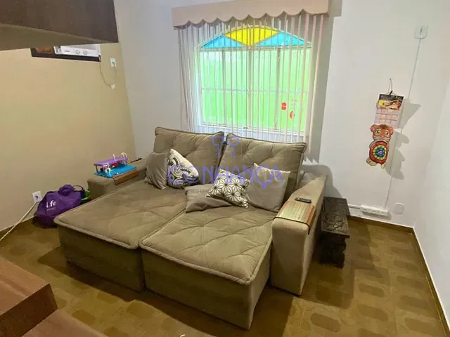 Casa com 225m² 2 quartos e 2 banheiros, à venda ou para alugar, no bairro Campo Grande em Rio de Janeiro