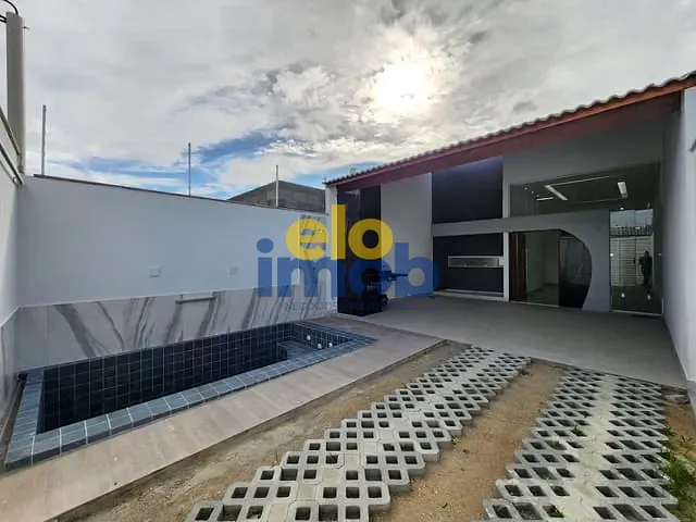 Casa com 138m² 3 quartos e 2 banheiros, à venda, no bairro Luiz Gonzaga em Caruaru
