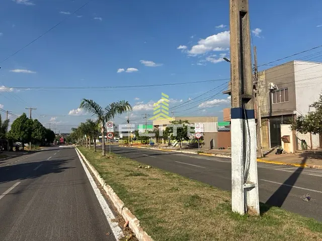 Casa 3 quartos e 2 banheiros, à venda, no bairro Rota do Sol em Sorriso