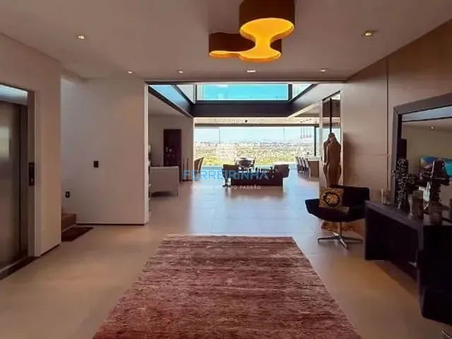 Casa com 900m² 4 quartos e 4 banheiros, à venda, no bairro Condomínio Reserva do Paratehy em São José dos Campos