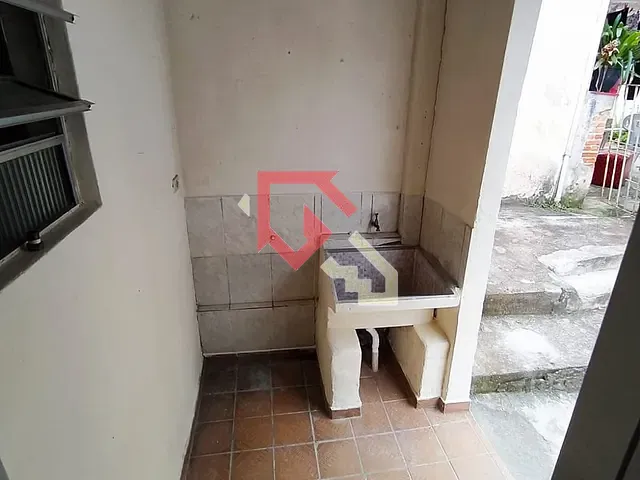 Casa 1 quarto e 1 banheiro, para alugar, no bairro Vila Assis Brasil em Mauá
