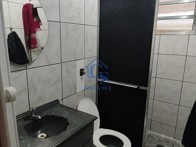 Casa 2 quartos e 1 banheiro, para alugar, no bairro Balneário São José em São Paulo