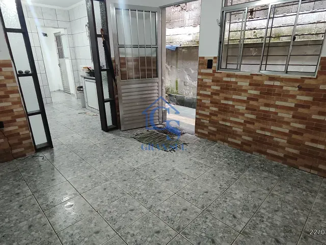 Casa 2 quartos e 1 banheiro, para alugar, no bairro Balneário São José em São Paulo