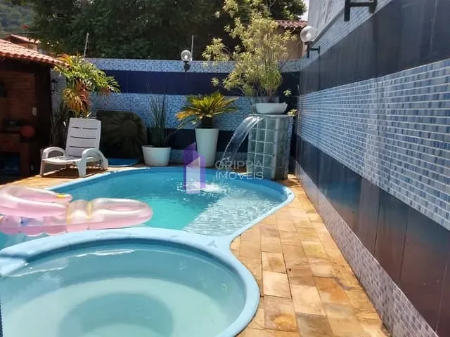 Casa 3 quartos e 1 banheiro, à venda, no bairro Maravista em Niterói
