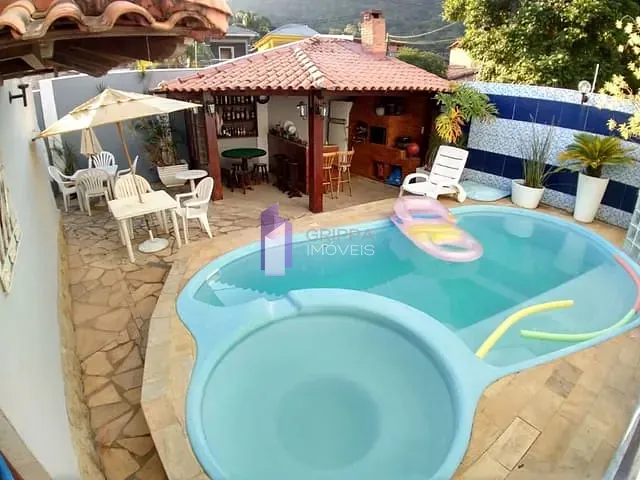 Casa 3 quartos e 1 banheiro, à venda, no bairro Maravista em Niterói