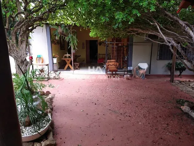 Casa com 490m² 3 quartos e 3 banheiros, à venda, no bairro Setor Jaó em Goiânia