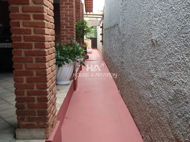 Casa com 490m² 3 quartos e 3 banheiros, à venda, no bairro Setor Jaó em Goiânia