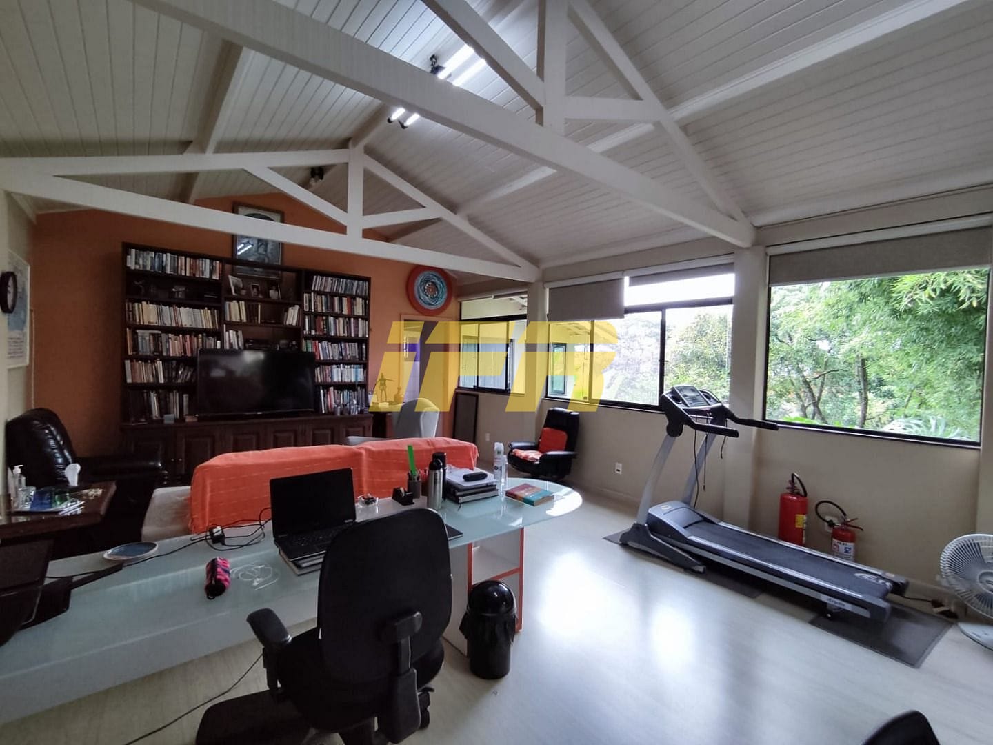 Casa, 4 quartos, 305 m² - Foto 47