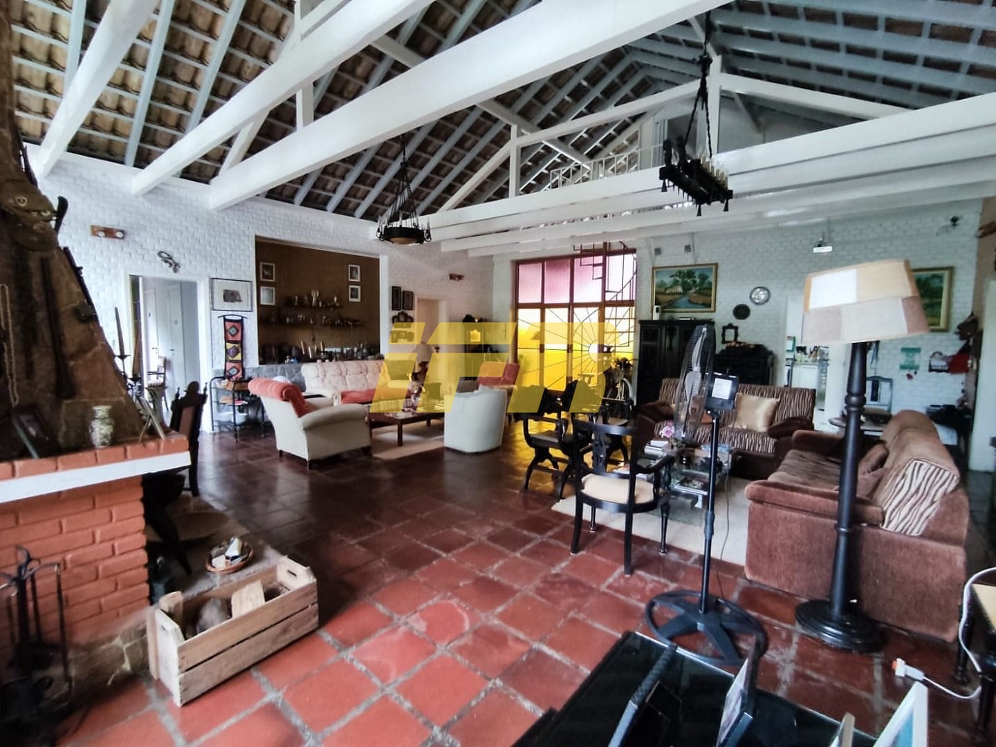 Casa, 4 quartos, 305 m² - Foto 2