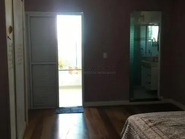 Casa com 2000m² 5 quartos e 5 banheiros, à venda ou para alugar, no bairro Jardins (Polvilho) em Cajamar