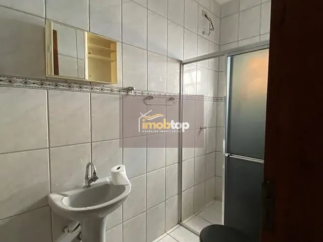 Casa 4 quartos e 5 banheiros, à venda, no bairro Jardim Santa Mena em Guarulhos