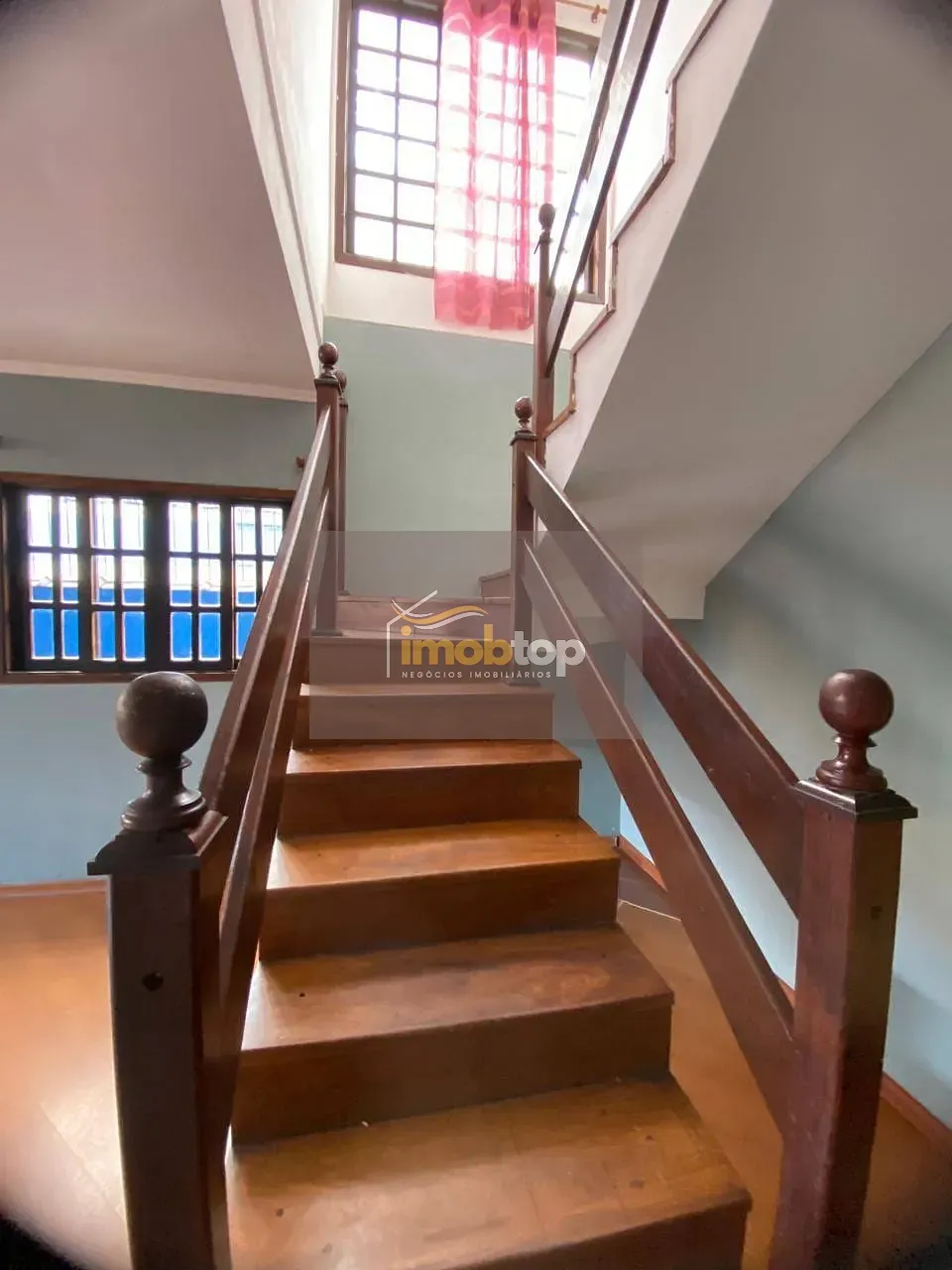 Casa, 4 quartos, 285 m² - Foto 1