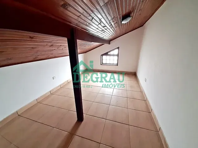 Casa 4 quartos e 3 banheiros, à venda, no bairro Parque Residencial Itapeva em Itapeva