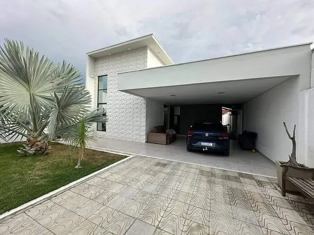 Casa 4 quartos e 4 banheiros, à venda, no bairro Clériston Andrade em Paulo Afonso