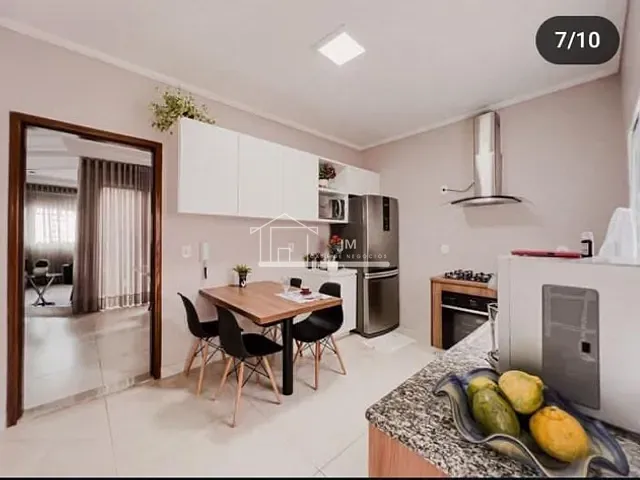 Casa com 250m² 3 quartos e 2 banheiros, à venda, no bairro Jardim Karaíba em Uberlândia