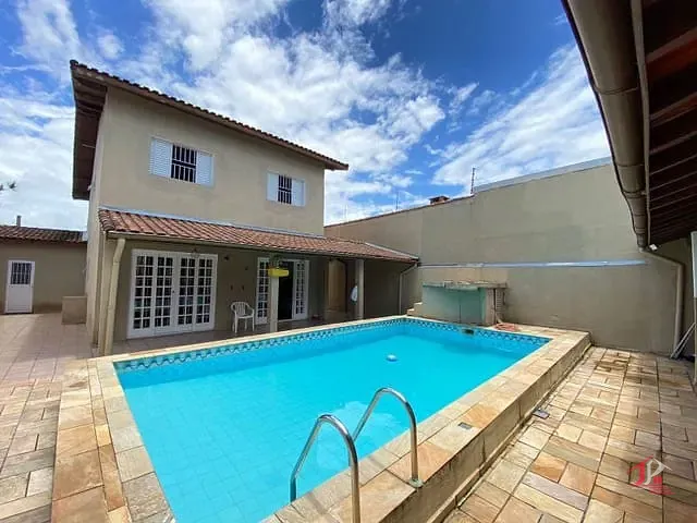 Casa 4 quartos e 4 banheiros, à venda, no bairro Cibratel II em Itanhaém