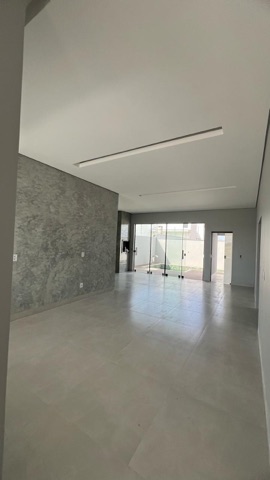 Casa com 300m² 3 quartos e 2 banheiros, à venda, no bairro Residencial Riviera Suíça I em Sinop