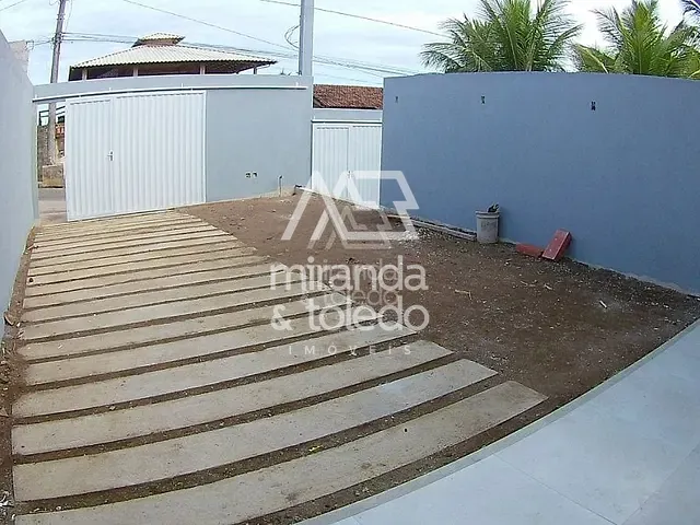 Casa com 180m² 2 quartos e 3 banheiros, à venda, no bairro Santa Mônica em Guarapari