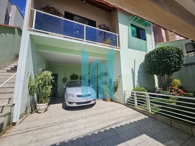 Casa com 250m² 3 quartos e 2 banheiros, à venda, no bairro Jardim das Hortênsias em Poços de Caldas