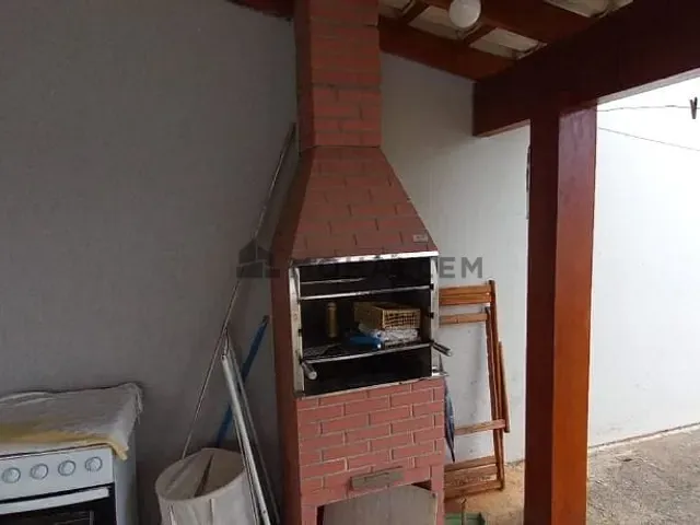 Casa com 200m² 2 quartos e 1 banheiro, à venda, no bairro Loteamento Santa Terezinha em Itajubá