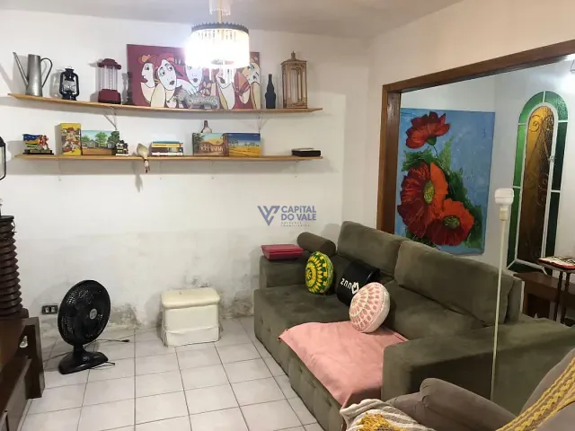 Casa com 250m² 3 quartos e 3 banheiros, à venda ou para alugar, no bairro Jardim das Indústrias em São José dos Campos