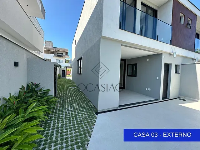 Casa com 239m² 3 quartos e 5 banheiros, à venda, no bairro Vila Nova em Porto Belo