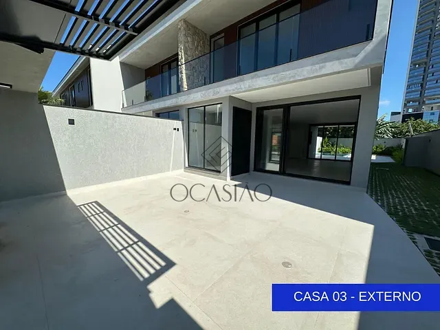 Casa com 239m² 3 quartos e 5 banheiros, à venda, no bairro Vila Nova em Porto Belo