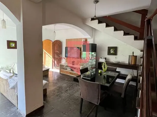 Casa com 311m² 8 quartos e 4 banheiros, à venda, no bairro Graça em Belo Horizonte