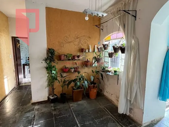 Casa com 311m² 8 quartos e 4 banheiros, à venda, no bairro Graça em Belo Horizonte