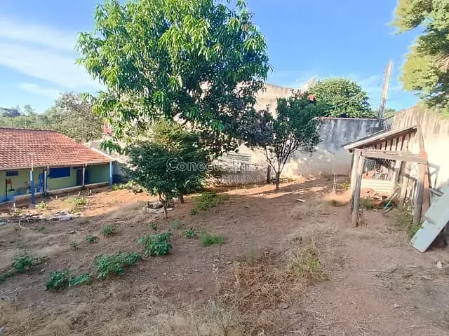 Casa com 374m² 2 quartos e 1 banheiro, à venda, no bairro Parque Florianópolis em Jaguariúna
