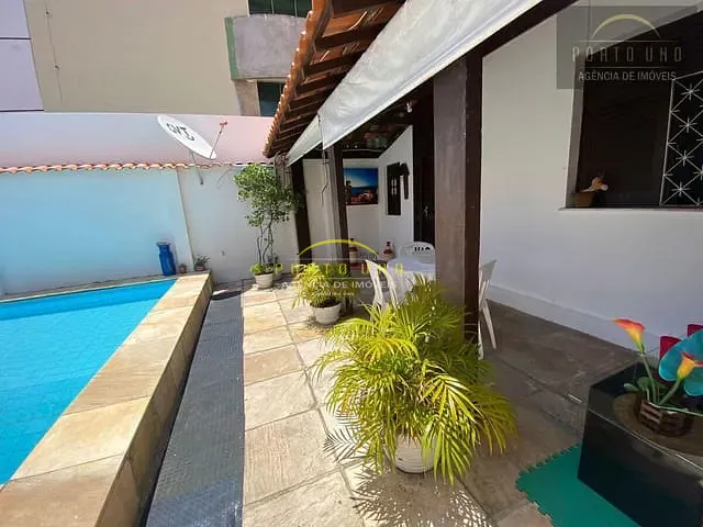 Casa com 360m², à venda, no bairro Pituba em Salvador