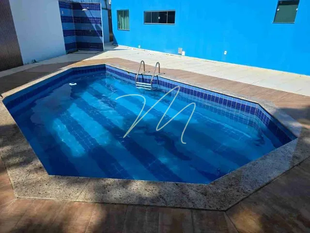 Casa com 480m² 5 quartos e 3 banheiros, à venda ou para alugar, no bairro Nossa Senhora da Vitória em Ilhéus