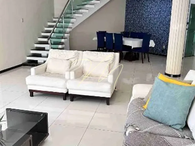 Casa com 480m² 5 quartos e 3 banheiros, à venda ou para alugar, no bairro Nossa Senhora da Vitória em Ilhéus