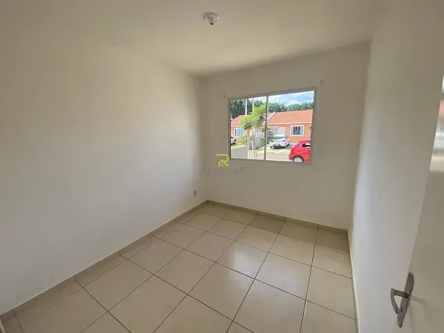 Casa com 126m² 2 quartos e 1 banheiro, para alugar, no bairro Núcleo Habitacional 2000 em Guarapuava