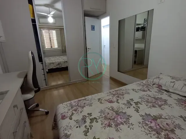 Casa com 300m² 3 quartos e 3 banheiros, à venda, no bairro Portal de Versalhes 2 em Londrina