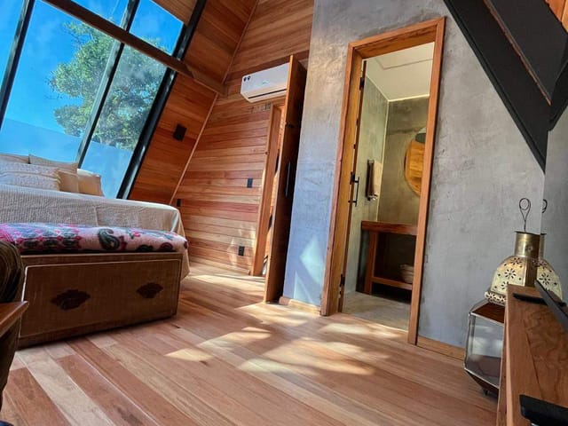 Casa 3 quartos e 1 banheiro, à venda, no bairro Secretário em Petrópolis