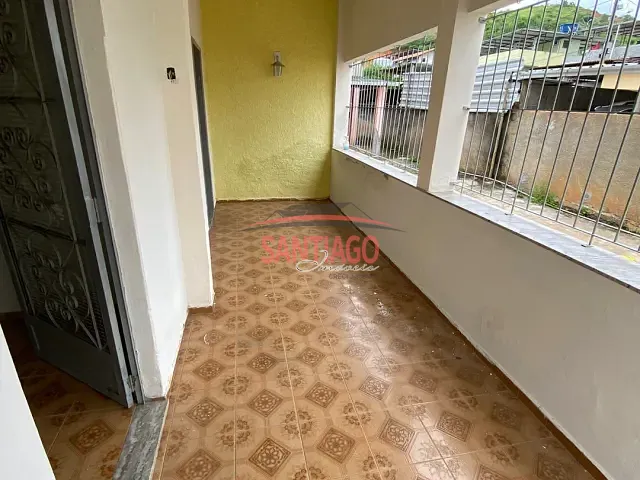 Casa 2 quartos e 1 banheiro, para alugar, no bairro Farol em Santo Antônio de Pádua