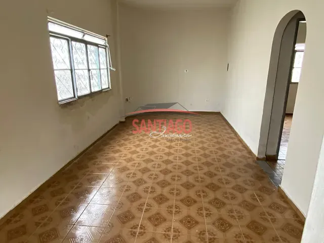 Casa 2 quartos e 1 banheiro, para alugar, no bairro Farol em Santo Antônio de Pádua
