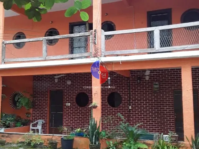 Casa com 1495m² 6 quartos e 1 banheiro, à venda, no bairro Praia de Olaria (Guia de Pacobaíba) em Magé